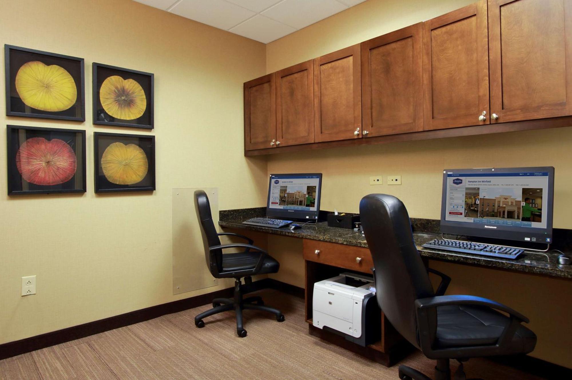 Hampton Inn Winfield Tucker Buitenkant foto